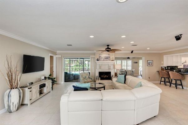 Dining room, Fireplace, Interior, Kitchen, Living room, Recessed Lighting