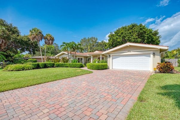 Attached, Backyard, Exterior, Facade, Ranch