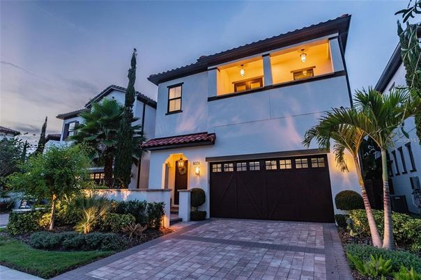 Attached, Exterior, Facade, Spanish Mediterranean