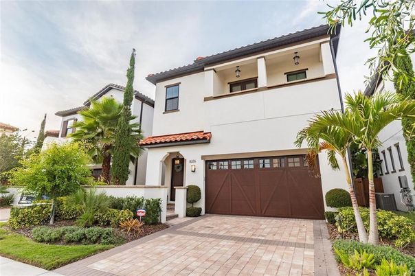 Attached, Exterior, Facade, Spanish Mediterranean