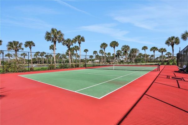 Exterior, Tennis Courts