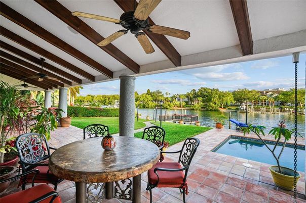 Exterior, Pool, Water