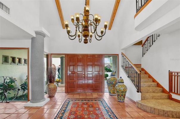 Chandelier, Interior, Wooden Beams