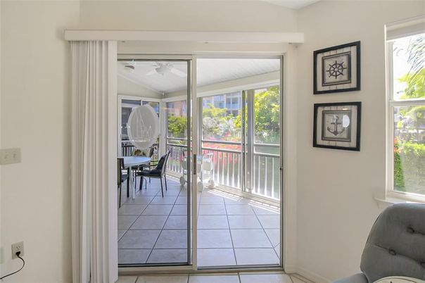 Dining room, Interior