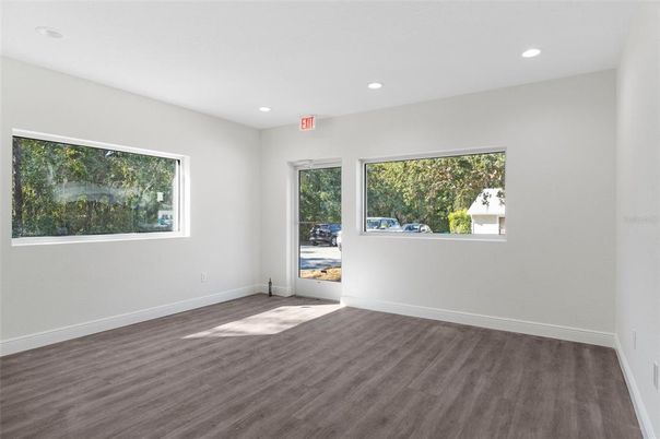Empty room, Interior, Recessed Lighting, Wood Texture Flooring