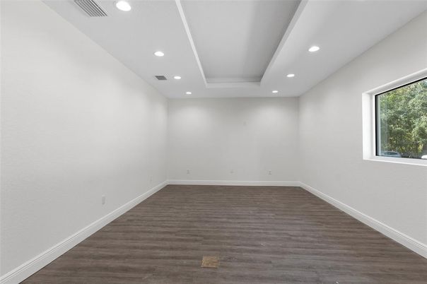 Empty room, Interior, Recessed Lighting, Wood Texture Flooring