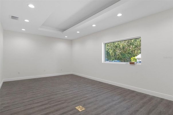 Empty room, Interior, Recessed Lighting, Wood Texture Flooring
