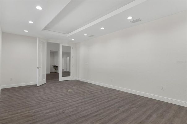 Empty room, Interior, Recessed Lighting, Wood Texture Flooring