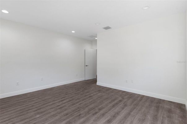 Empty room, Interior, Recessed Lighting, Wood Texture Flooring