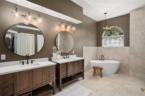 Bathroom, Dual Sink Vanities, Free Standing Baths, Interior, Pendant Lights
