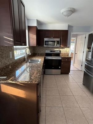 Interior, Kitchen, Stainless Steel Appliances
