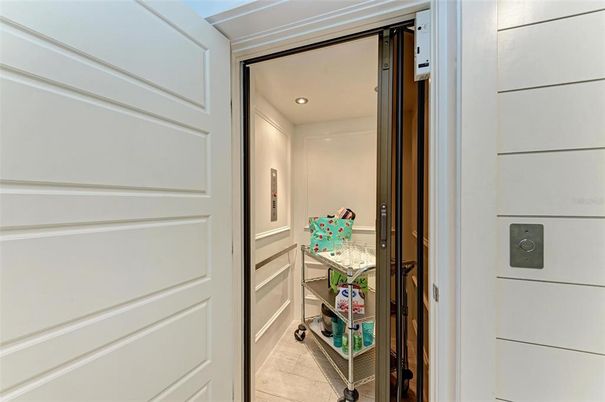 Elevator, Interior, Recessed Lighting