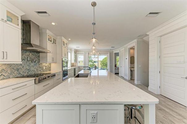Interior, Kitchen, Pendant Lights, Recessed Lighting, Wood Texture Flooring