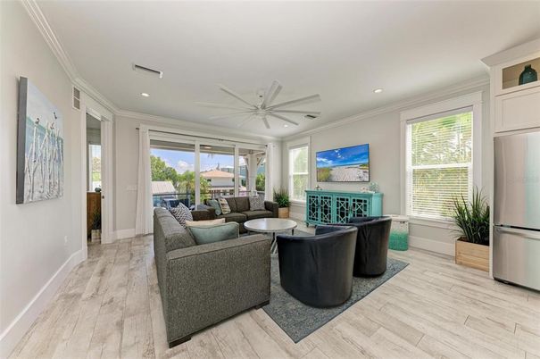Interior, Living room, Recessed Lighting, Wood Texture Flooring