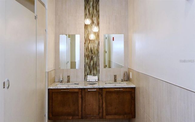 Bathroom, Dual Sink Vanities, Interior, Pendant Lights