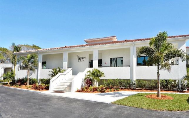 Exterior, Facade, Spanish Mediterranean