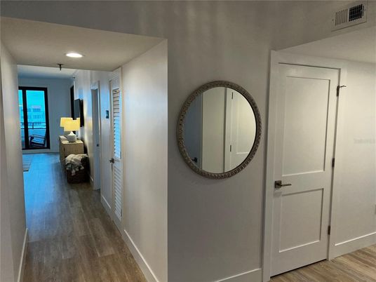 Interior, Recessed Lighting, Wood Texture Flooring
