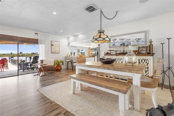 Dining room, Interior, Kitchen, Pendant Lights, Recessed Lighting, Wood Texture Flooring
