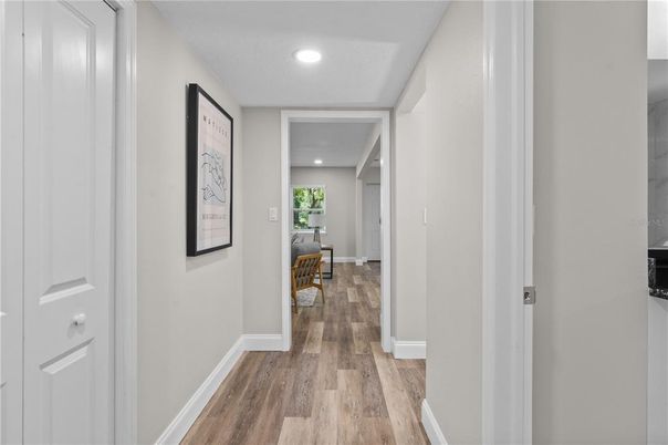 Interior, Recessed Lighting, Wood Texture Flooring