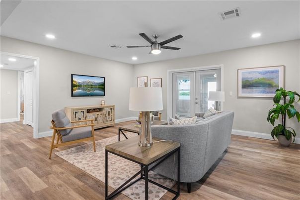 Interior, Living room, Recessed Lighting, Wood Texture Flooring
