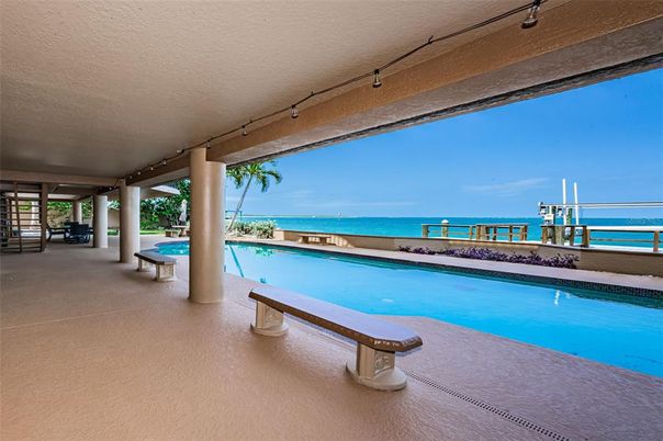 Exterior, Pool, Water