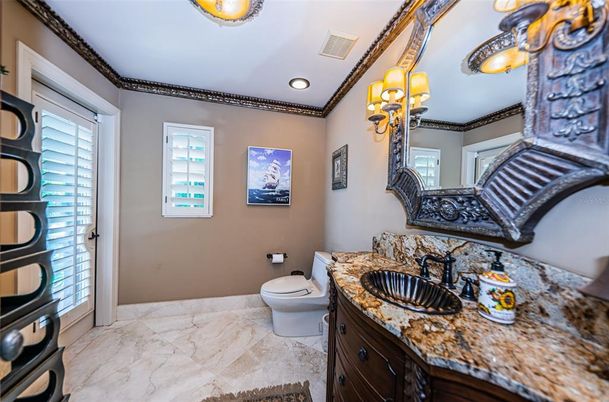 Bathroom, Interior, Recessed Lighting