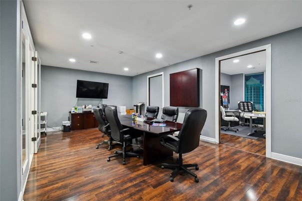 Home Office, Interior, Recessed Lighting, Wood Texture Flooring