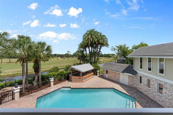 Exterior, Pool, Water