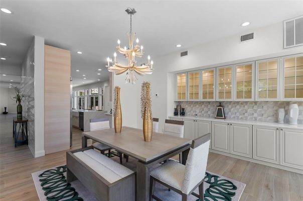 Chandelier, Dining room, Interior, Pendant Lights, Recessed Lighting, Wood Texture Flooring