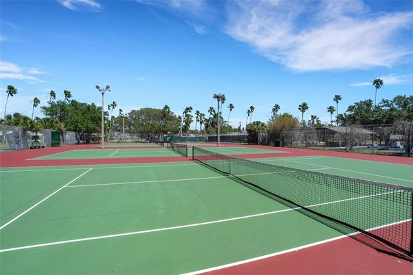 Exterior, Tennis Courts