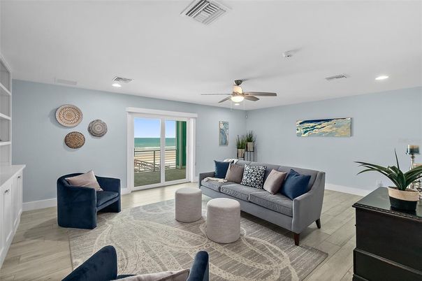 Interior, Living room, Recessed Lighting, Water, Wood Texture Flooring