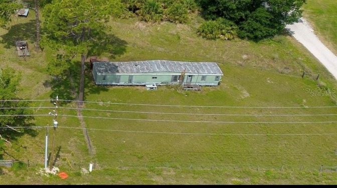 Exterior, Drone