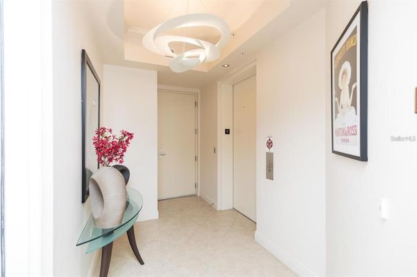 Elevator, Interior, Pendant Lights
