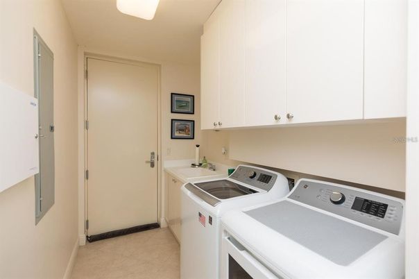 Interior, Washer