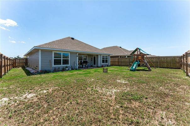 Backyard, Exterior, Playground