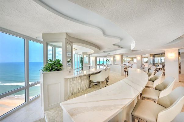 Dining room, Interior, Living room, Recessed Lighting, Water