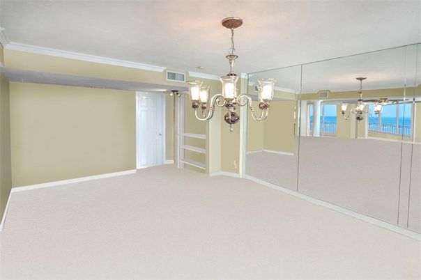 Chandelier, Empty room, Interior