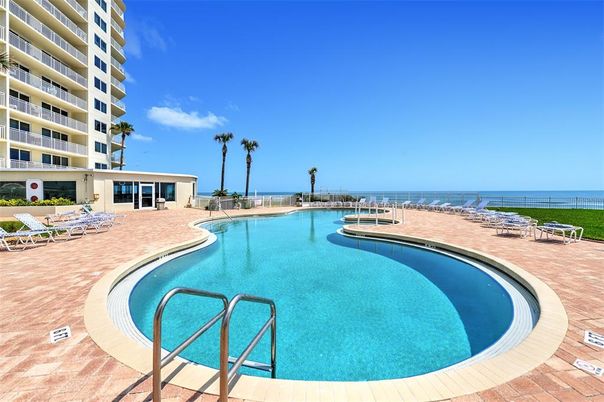 Exterior, Pool, Water