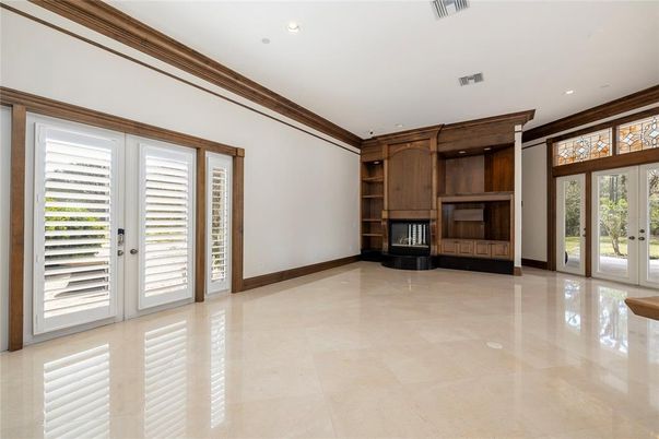 Empty room, Interior, Recessed Lighting