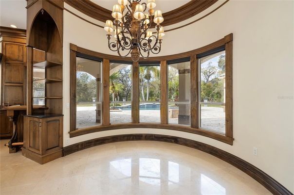 Chandelier, Interior
