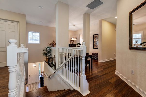 Interior, Pendant Lights, Recessed Lighting, Wood Texture Flooring