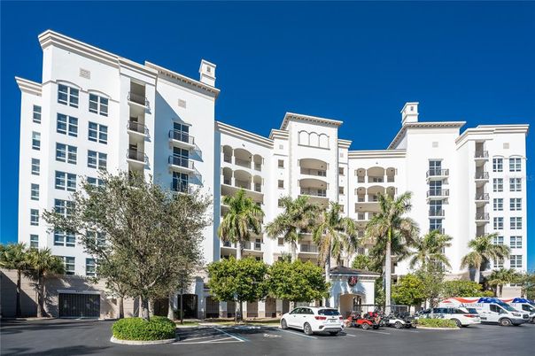 Exterior, Facade, Condo Building