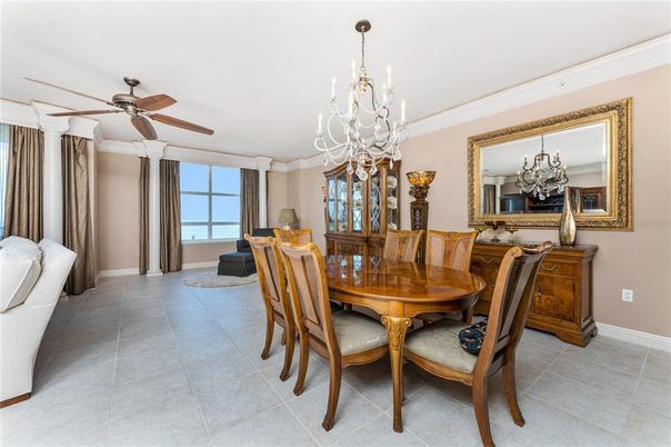 Chandelier, Dining room, Interior