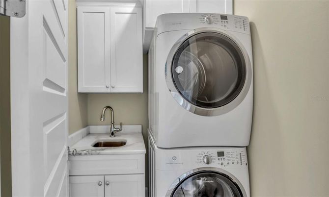 Interior, Utility Closets, Washer