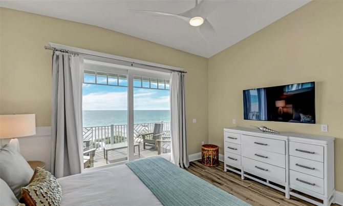 Bedroom, Interior, Water, Wood Texture Flooring