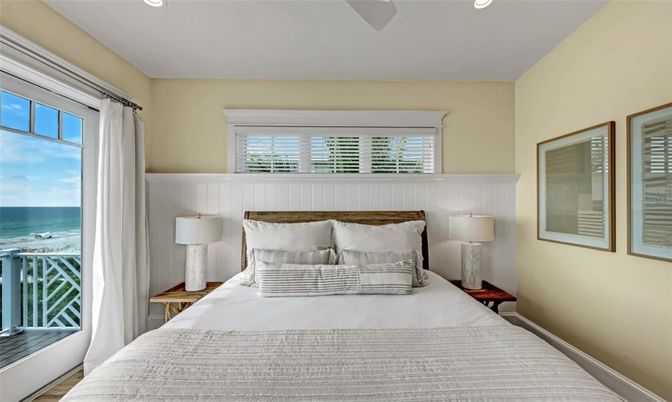 Bedroom, Interior, Recessed Lighting, Water