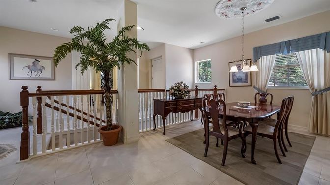 Dining room, Interior, Pendant Lights, Recessed Lighting