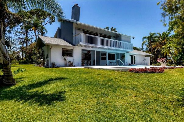 Backyard, Exterior, Pool