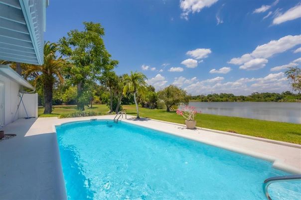 Exterior, Pool, Water