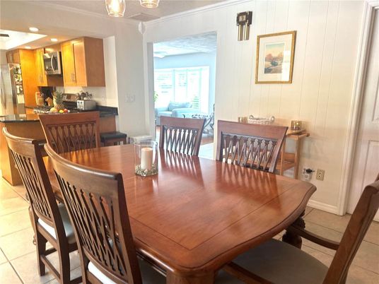 Dining room, Interior, Kitchen, Recessed Lighting
